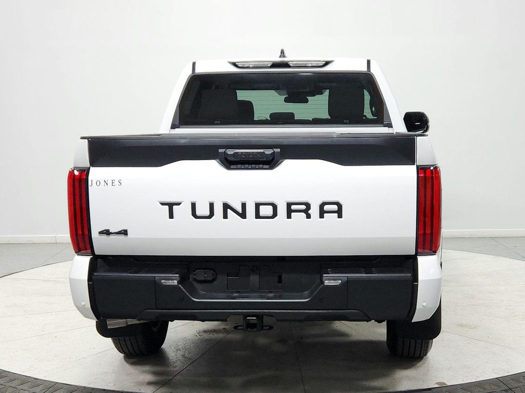 TOYOTA TUNDRA - 6