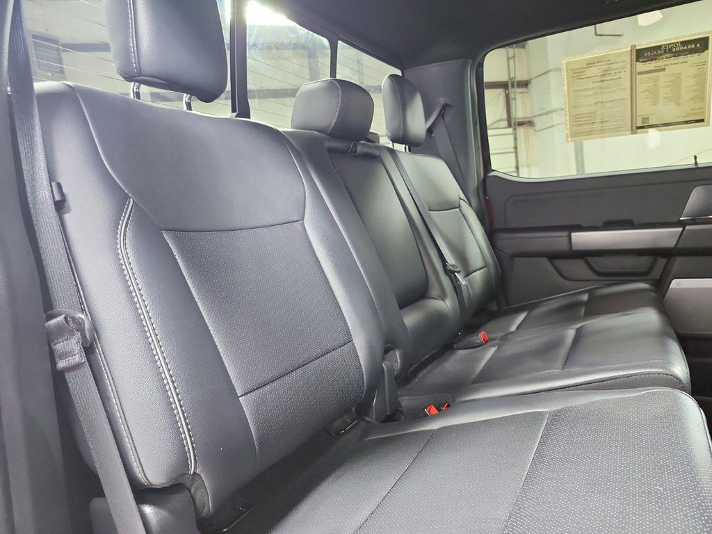 صورة مصغرة 50 لـ 2025 FORD F-150 LARIAT