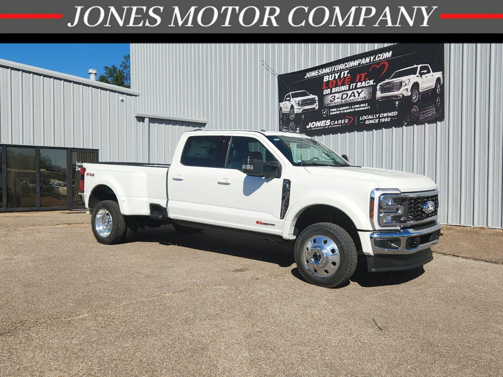 New 2027 Ford F-450 Lariat