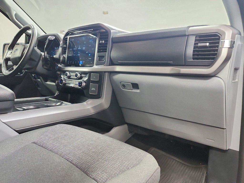 صورة مصغرة 42 لـ 2024 FORD F-150 XLT