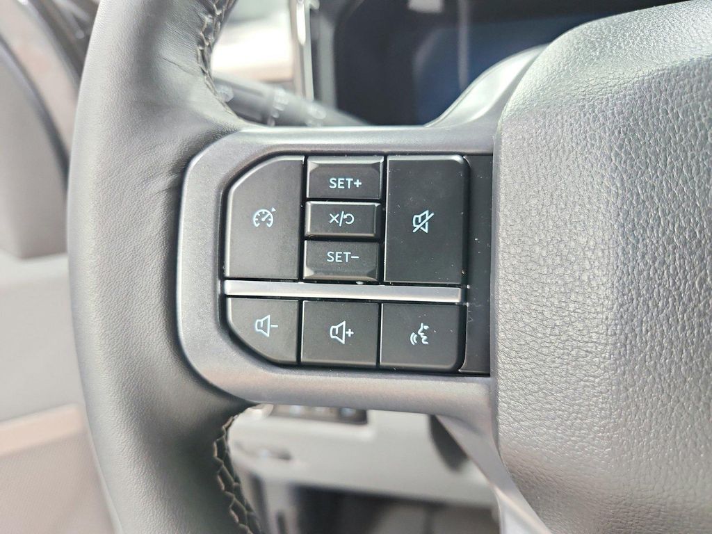 2027 FORD F-250 XLT 缩略图 22