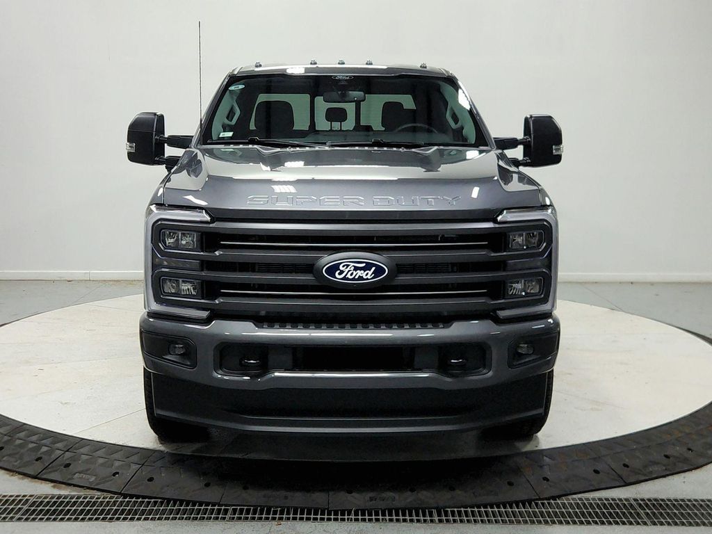 2027 FORD F-250 XLT 照片 3