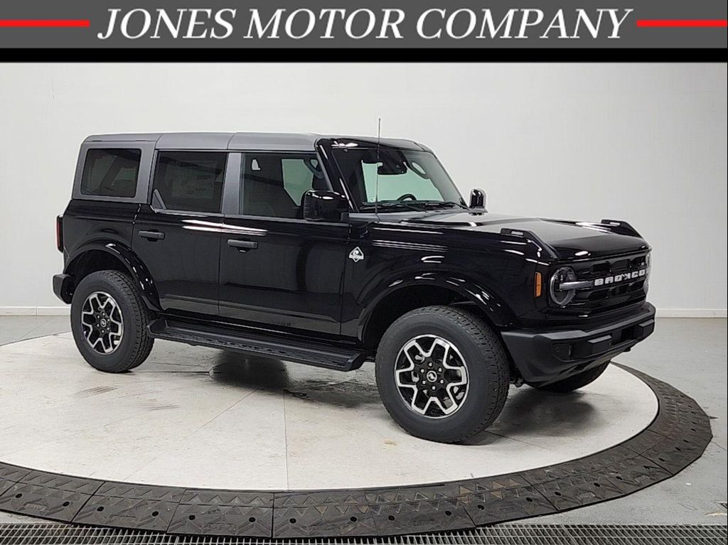 New 2026 Ford Bronco Outer Banks