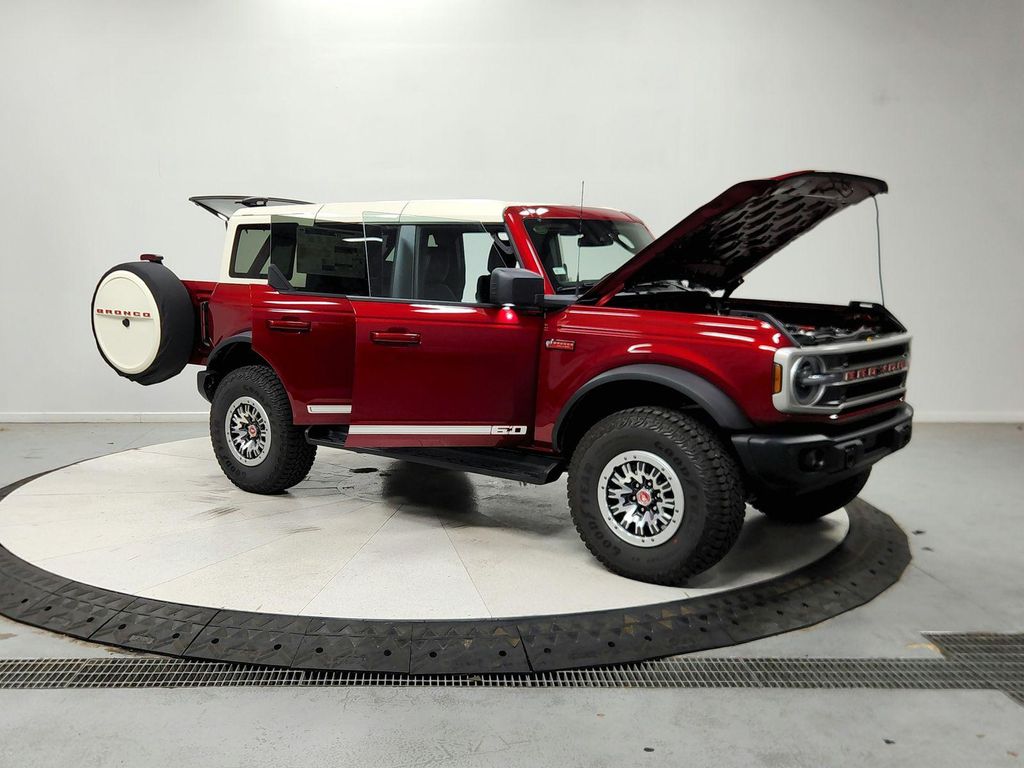 صورة 9 لـ 2026 FORD BRONCO OUTER BANKS