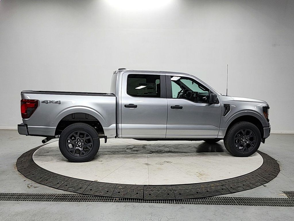 FORD F-150 STX - 8