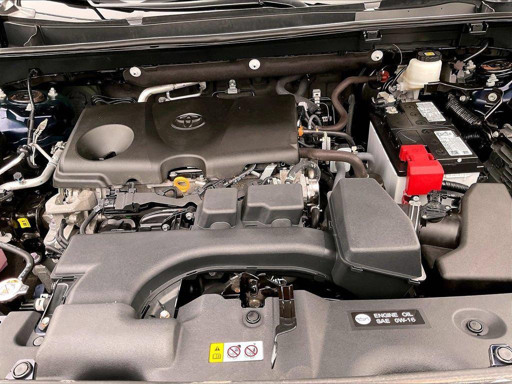 2023 Toyota RAV4 XLE — миниатюра 30