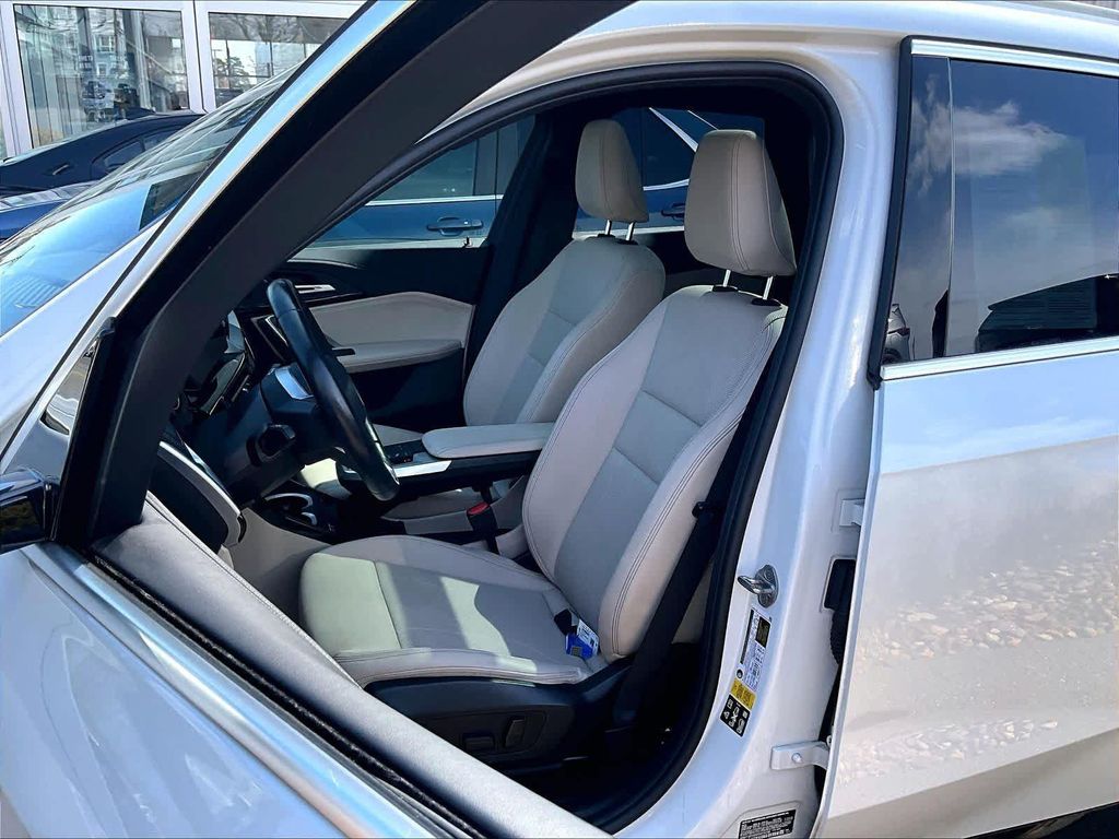 BMW X1 XDRIVE28I - 10