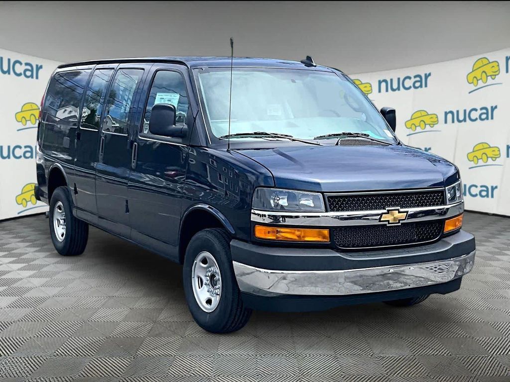 New 2026 Chevrolet Express 2500 LT