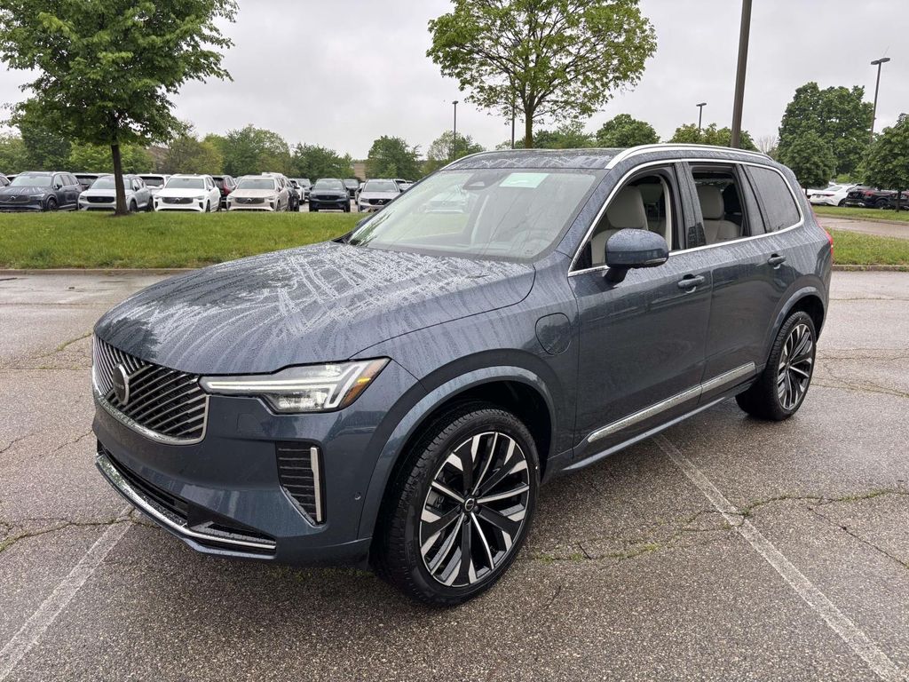 New 2026 Volvo XC90 Plug-In Hybrid Ultra, T8 AWD, Electric/Gasoline, Bright, 7 Seats