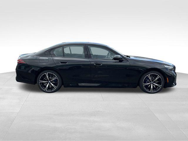 2027 BMW 550E 550E XDRIVE 照片 2
