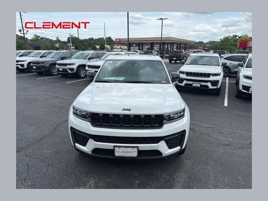 New 2026 Jeep Grand Cherokee Laredo