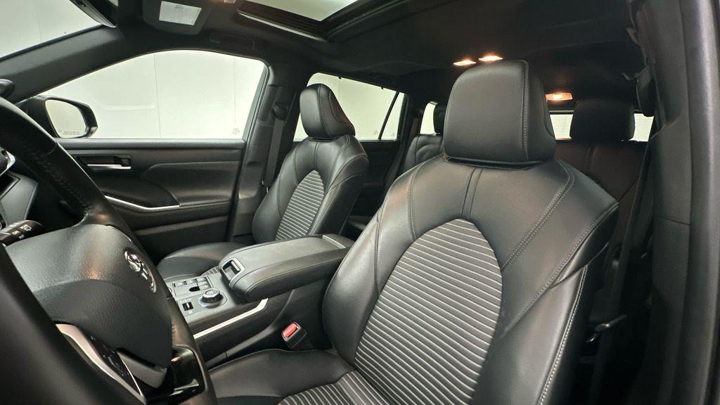 TOYOTA HIGHLANDER - 9