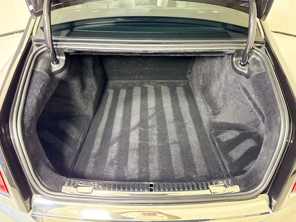 صورة مصغرة 31 لـ 2023 ROLLS-ROYCE PHANTOM SEDAN