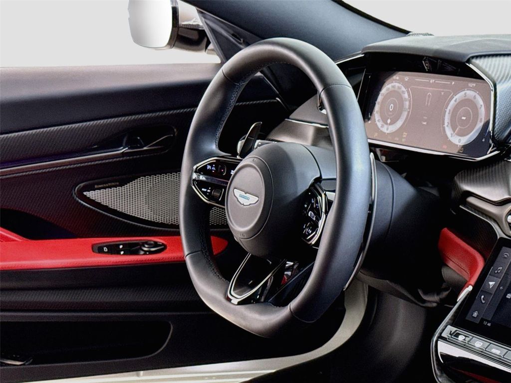 2025 Aston Martin VANQUISH COUPE — миниатюра 27