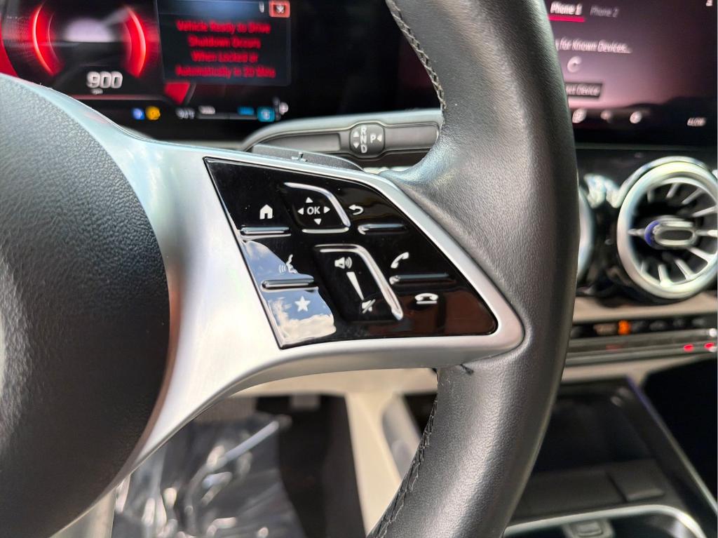 2025 Mercedes-BENZ GLB 缩略图 14