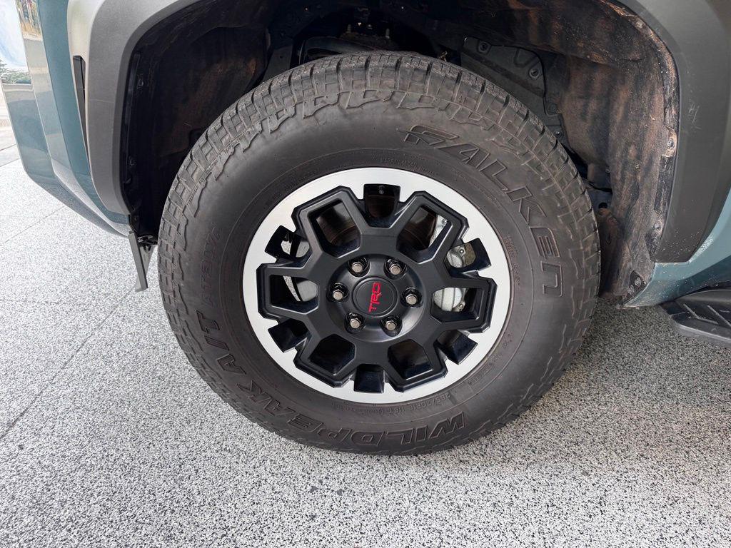 2025 Toyota 4RUNNER TRD OFF ROAD PREMIUM 照片 13