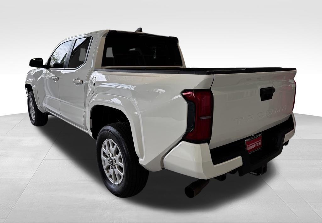 2025 Toyota TACOMA SR5 — фото 5