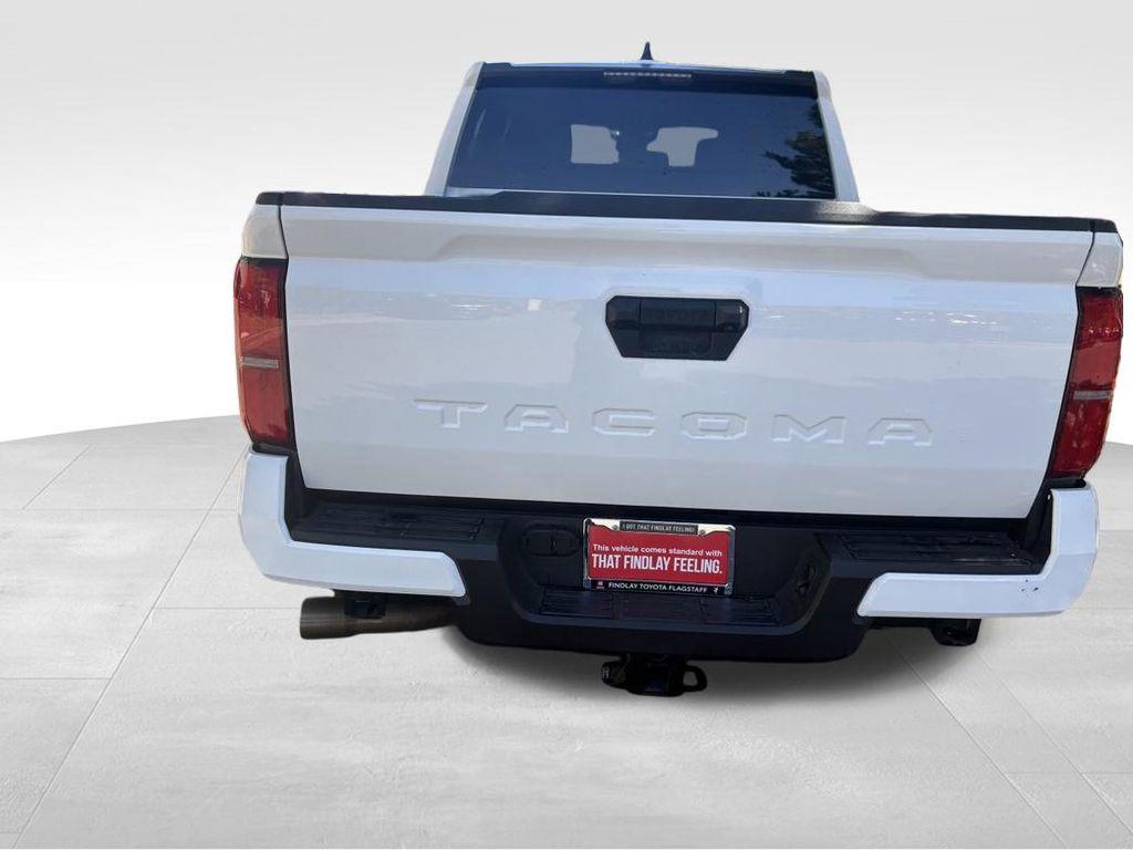 صورة 4 لـ 2025 Toyota TACOMA SR5