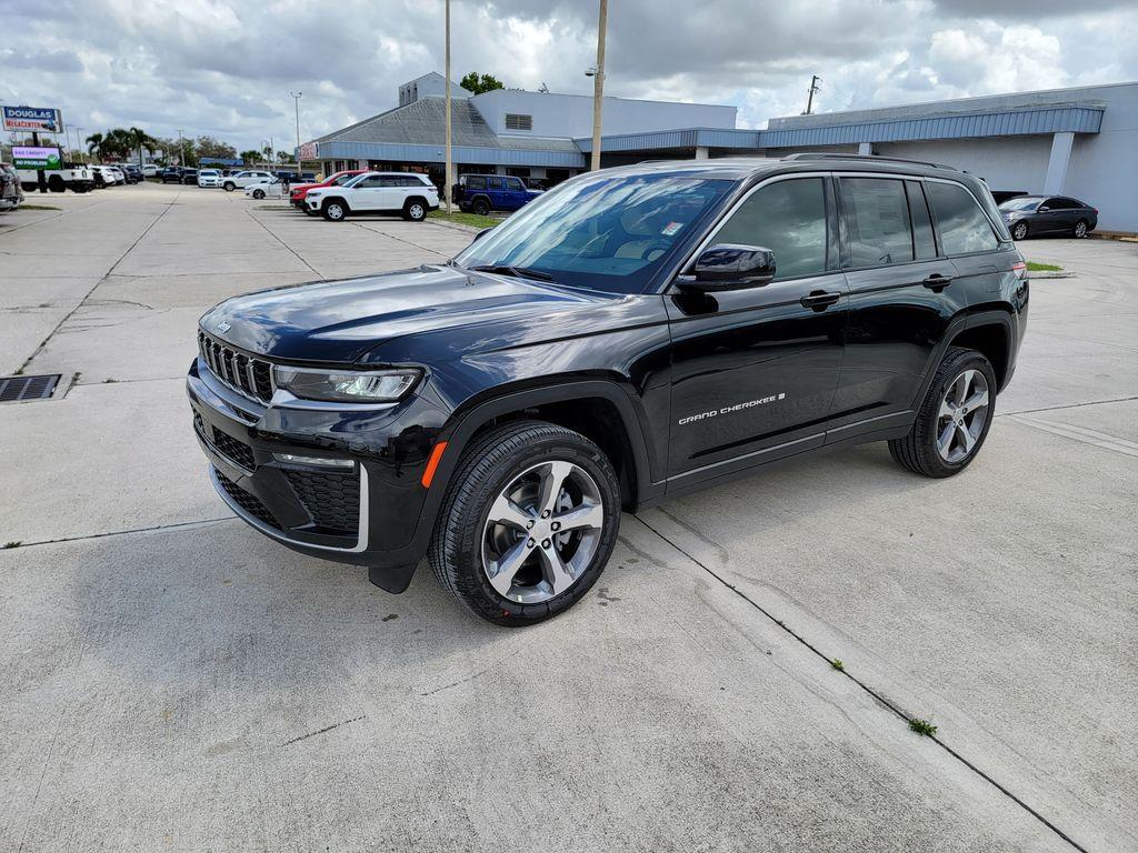 New 2026 Jeep Grand Cherokee Limited