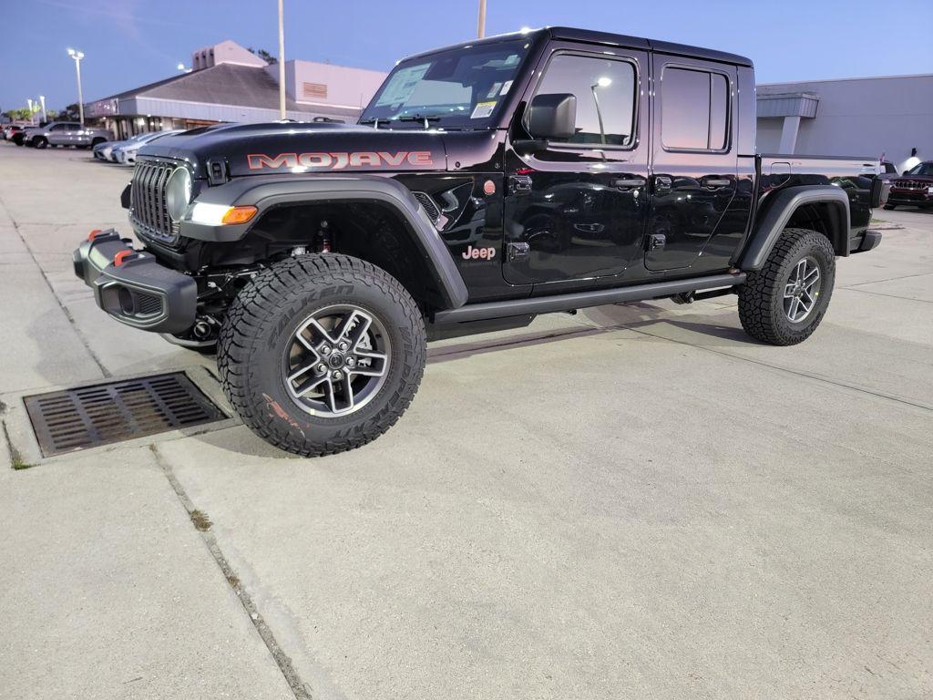 New 2026 Jeep Gladiator Mojave