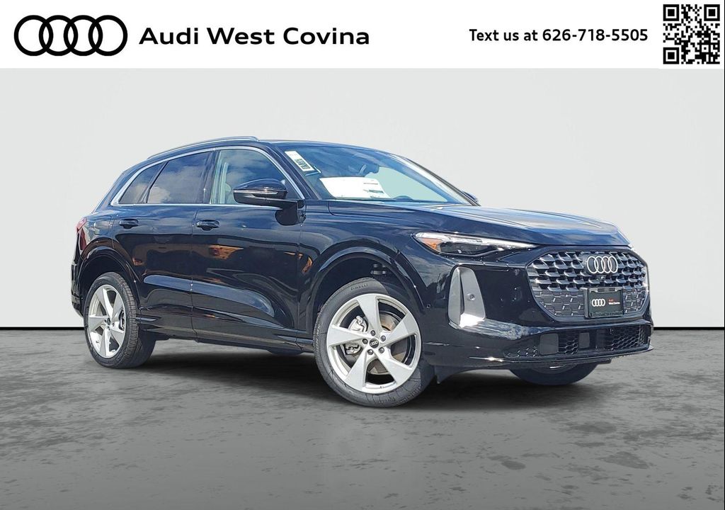 New 2025 Audi Q5 Premium Plus TFSI quattro S tronic