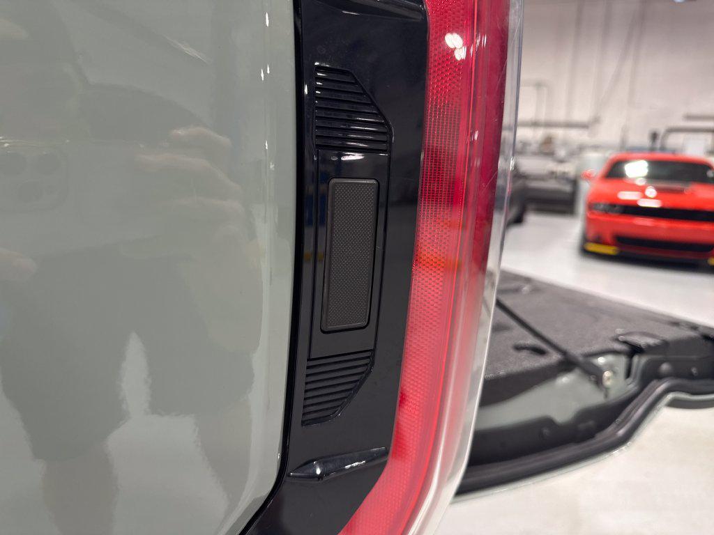 2025 Toyota TUNDRA HYBRID PLATINUM — миниатюра 48