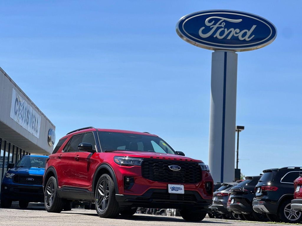 New 2026 Ford Explorer ST-Line