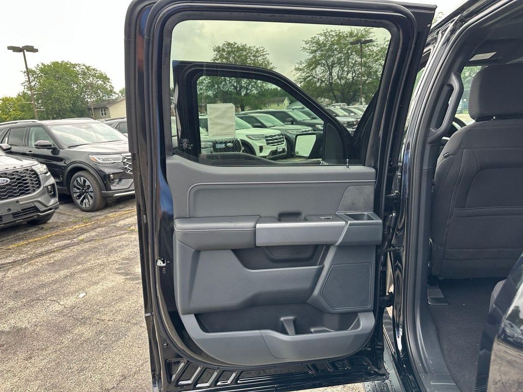 صورة مصغرة 14 لـ 2026 FORD F-150 XLT
