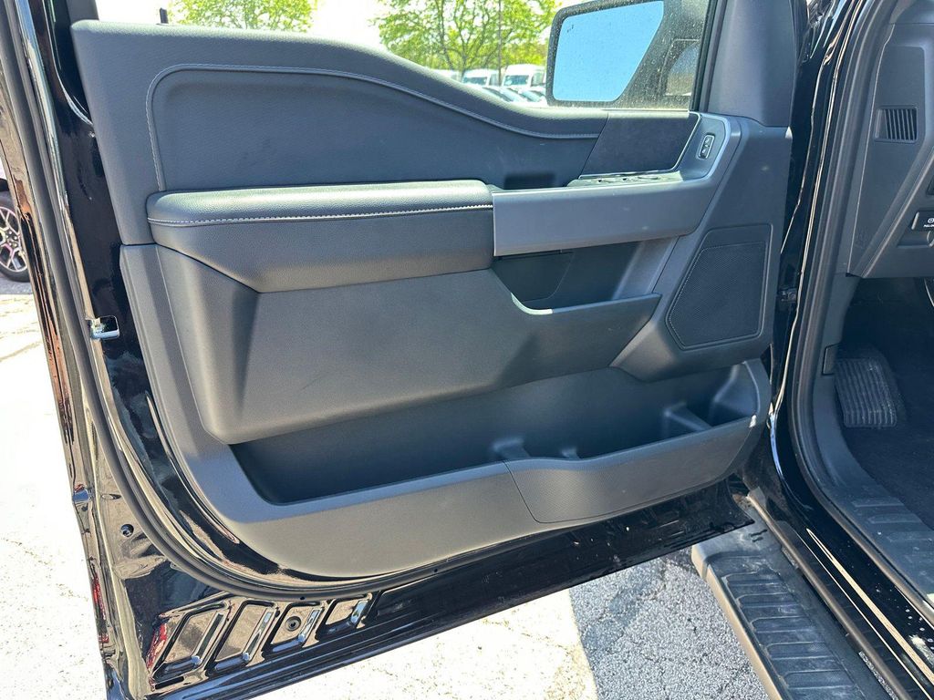 2026 FORD F-150 XLT photo 10