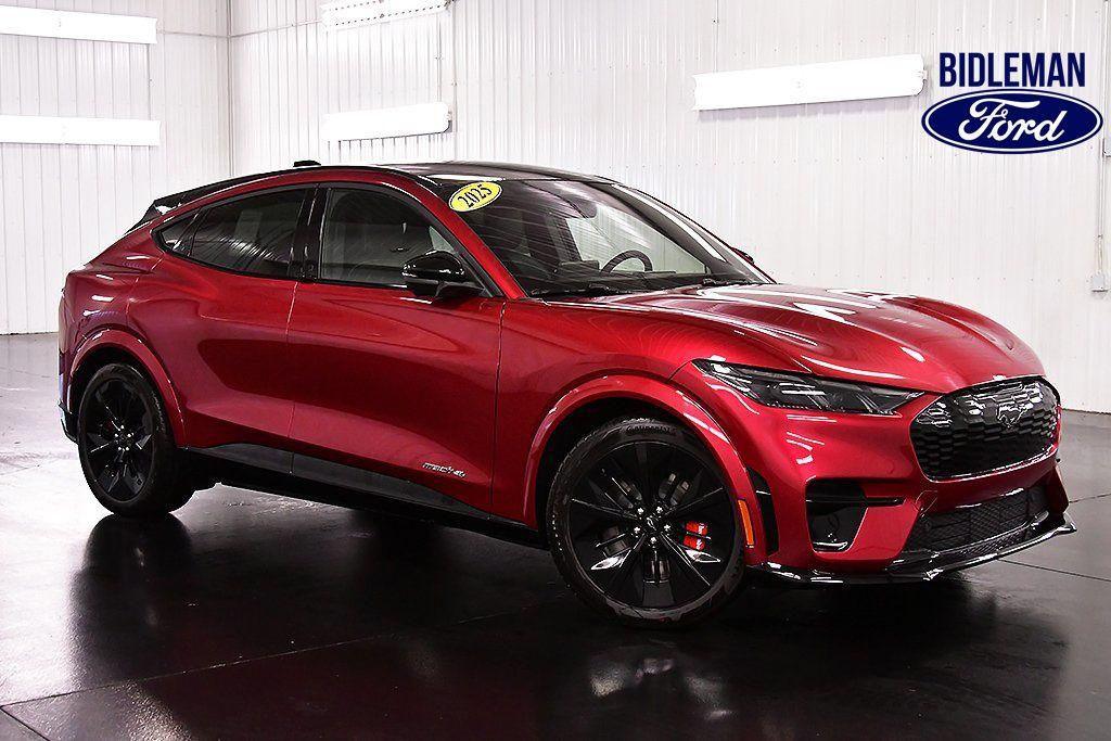 New 2025 Ford Mustang Mach-E GT