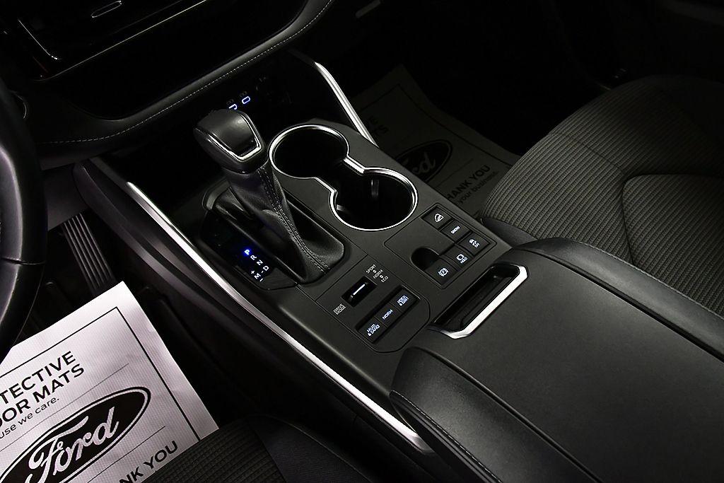 2023 Toyota HIGHLANDER LE 缩略图 23