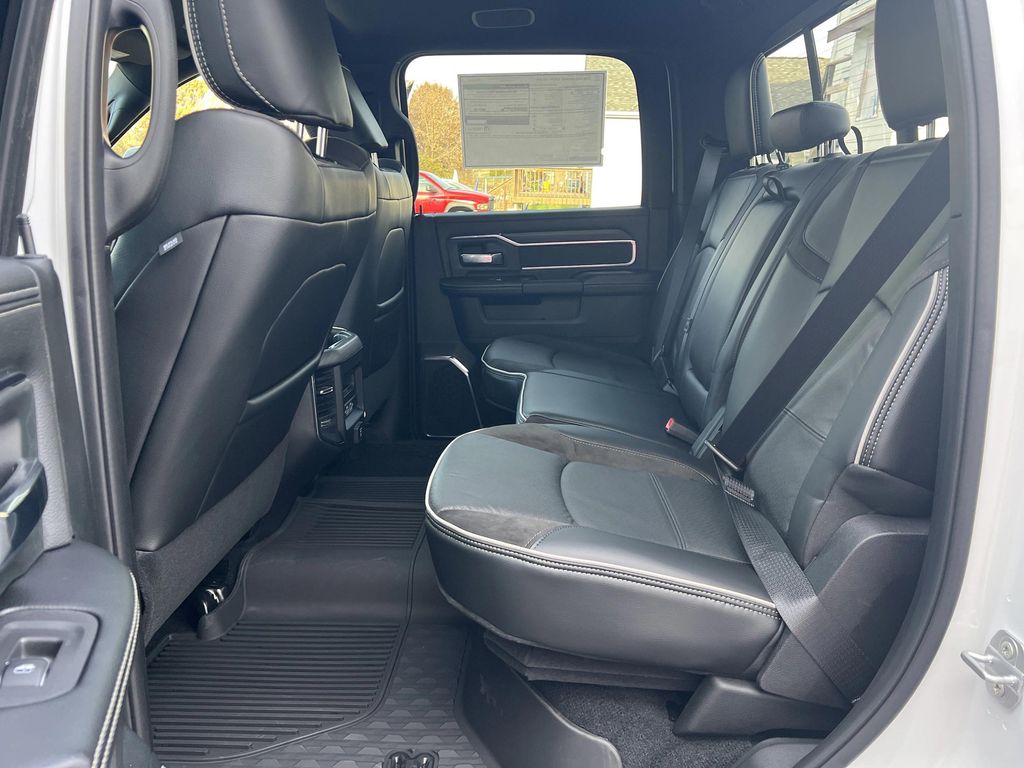 2026 RAM 2500 LARAMIE CREW CAB 4X4 6'4' BOX — фото 8