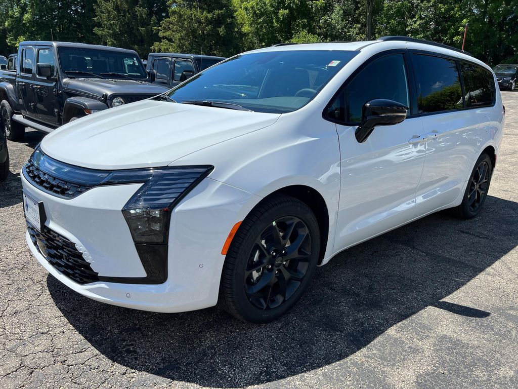 New 2027 Chrysler Pacifica Limited