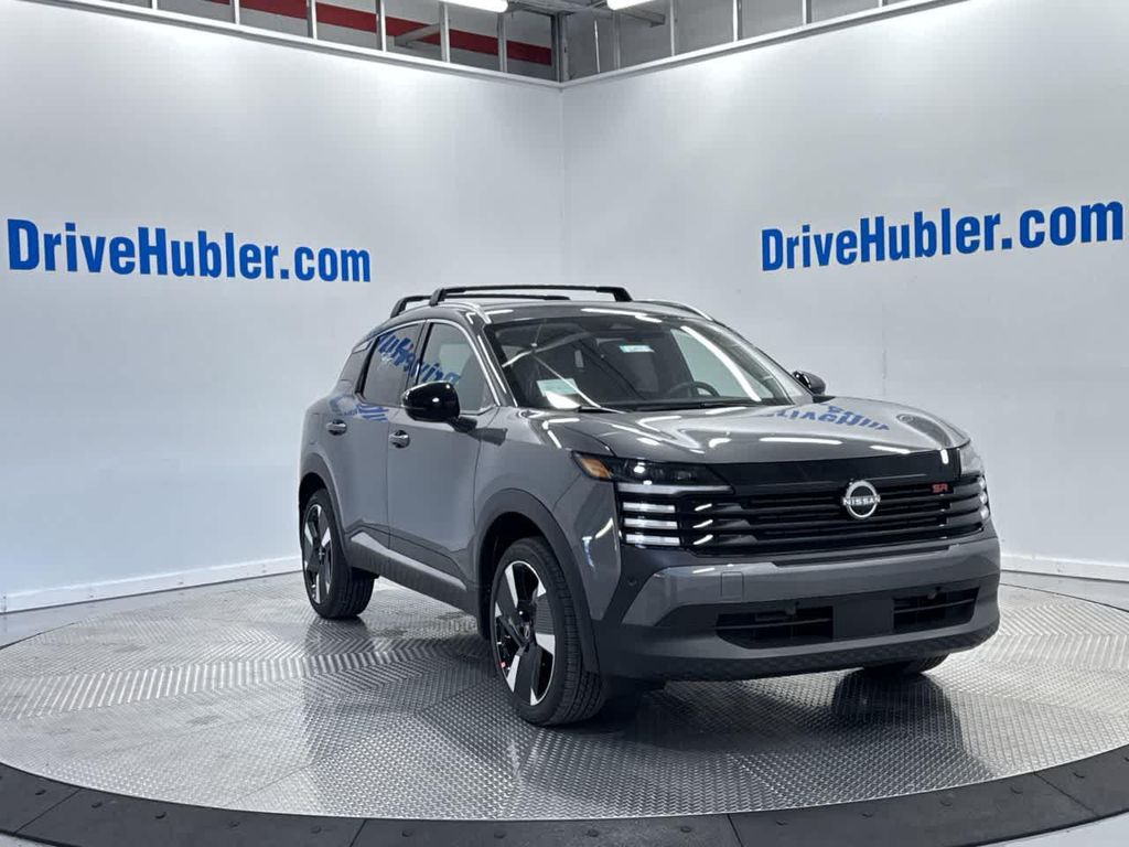 New 2026 Nissan Kicks SR