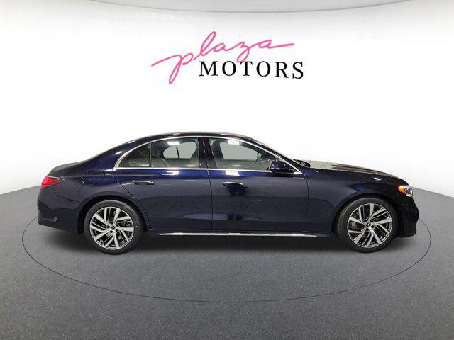 MERCEDES-BENZ E-CLASS - 4