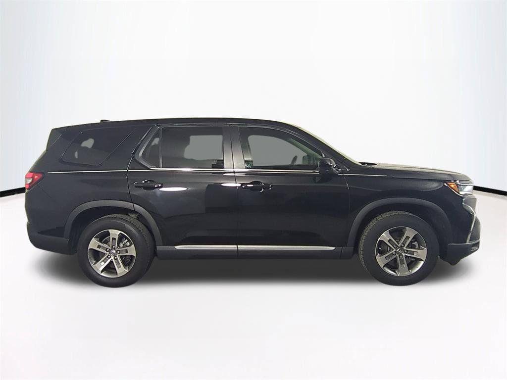 صورة 4 لـ 2023 Honda PILOT 2WD EX-L 8 PASSENGER