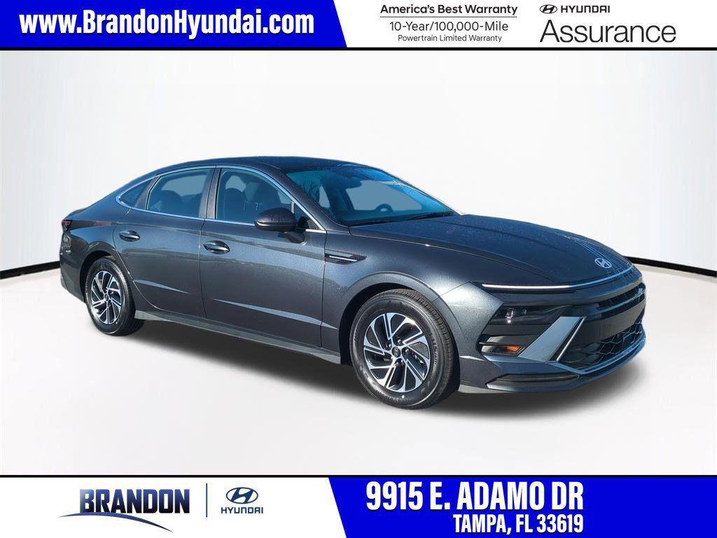 New 2026 Hyundai SONATA Hybrid Base
