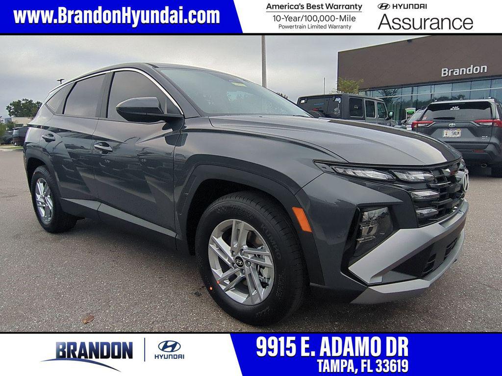 New 2026 Hyundai TUCSON SE