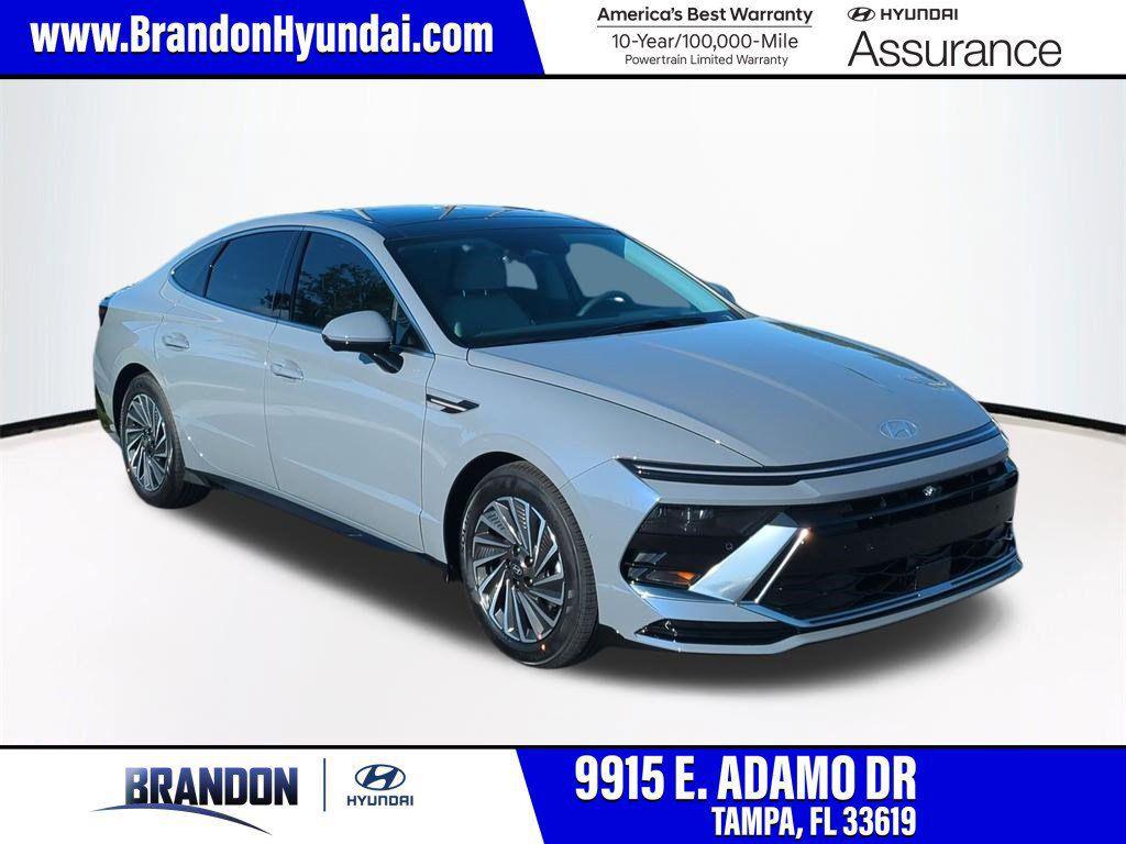 New 2026 Hyundai SONATA Hybrid Limited