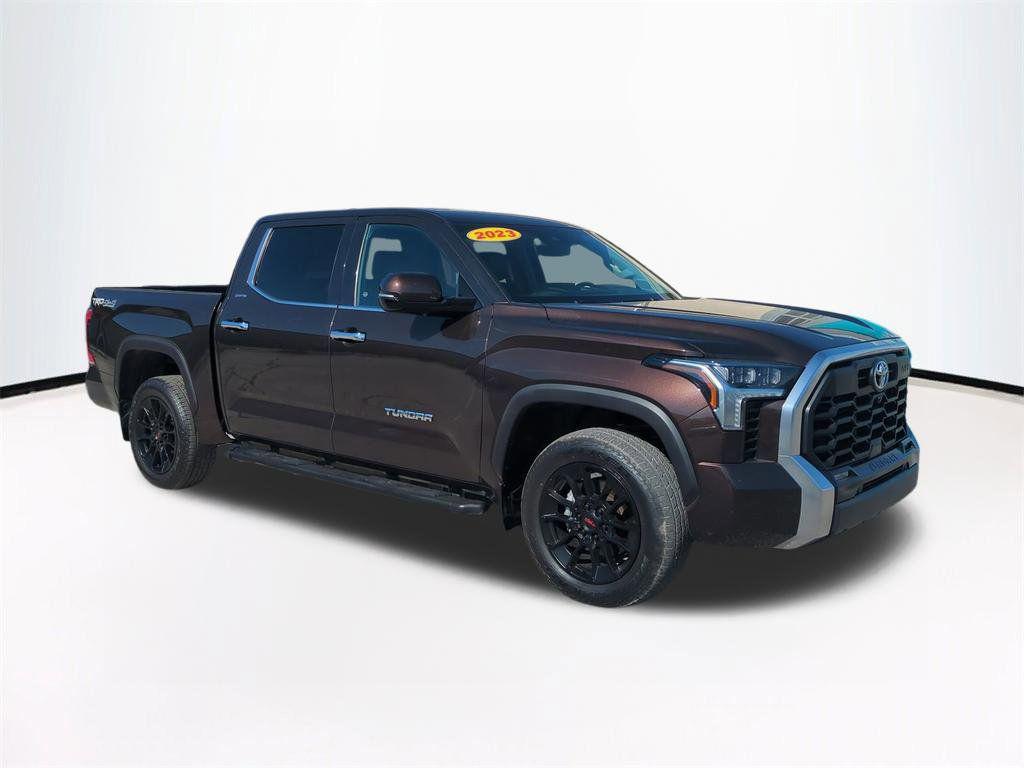 TOYOTA TUNDRA - 2