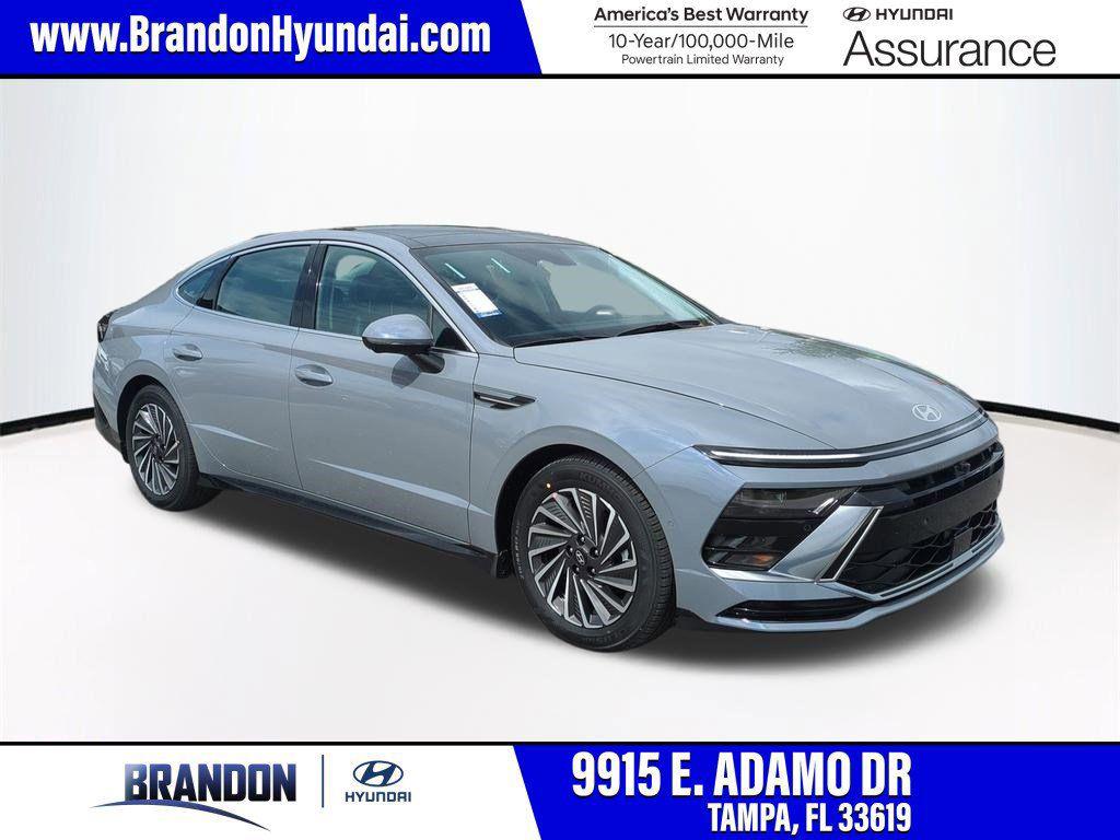 New 2026 Hyundai SONATA Hybrid Limited