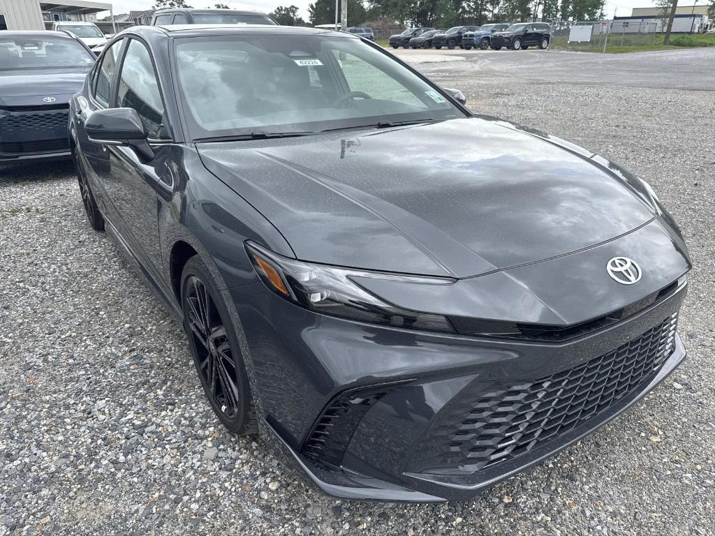 TOYOTA CAMRY - 4
