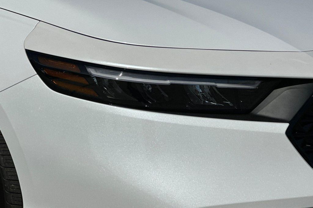 صورة مصغرة 28 لـ 2026 Honda ACCORD SE