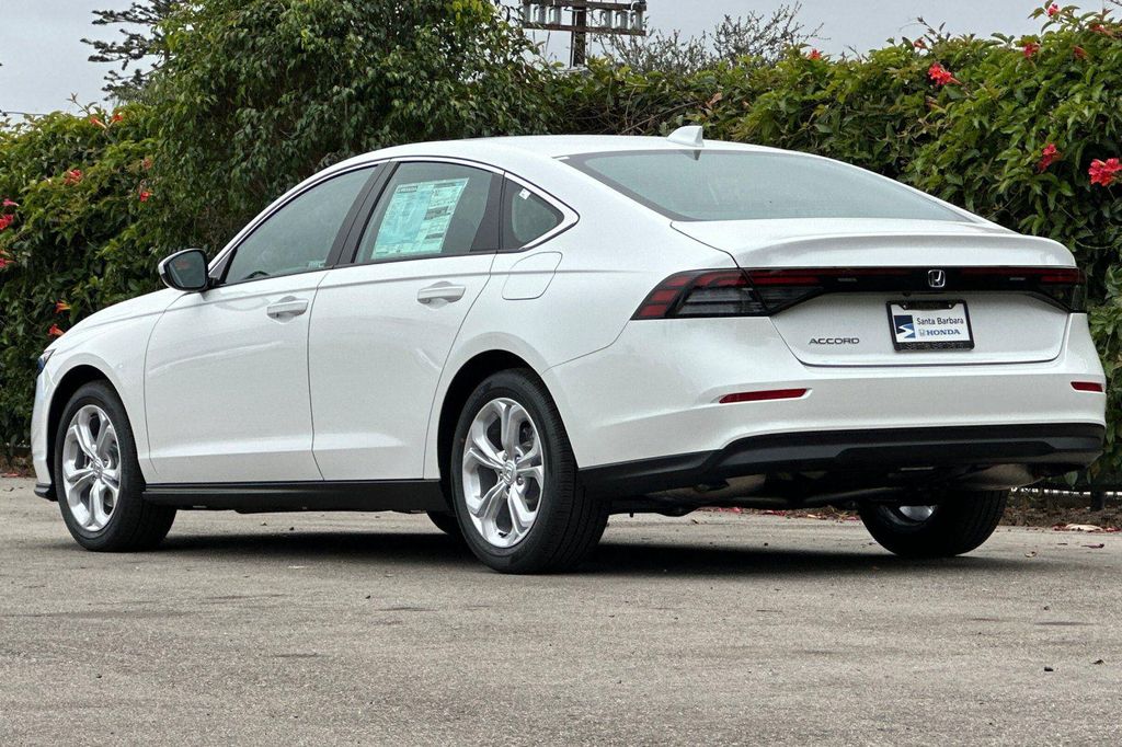 صورة 5 لـ 2026 Honda ACCORD LX