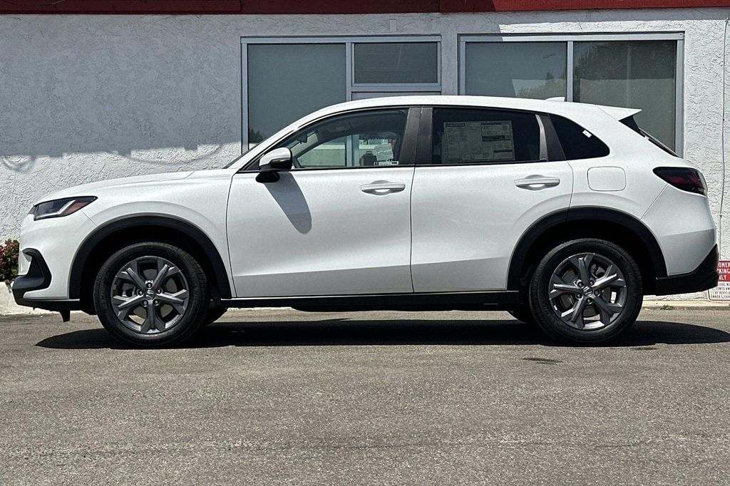 2027 Honda HR-V LX — миниатюра 6