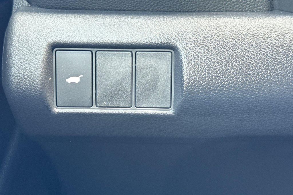 صورة مصغرة 31 لـ 2026 Honda PILOT SPORT