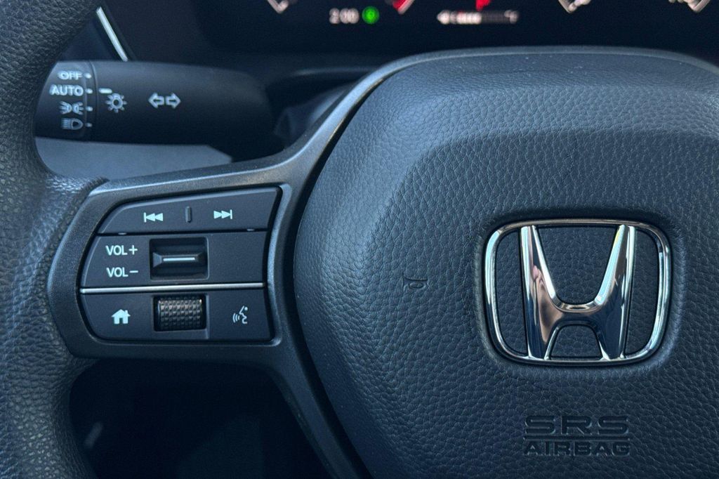 صورة مصغرة 25 لـ 2026 Honda CR-V LX