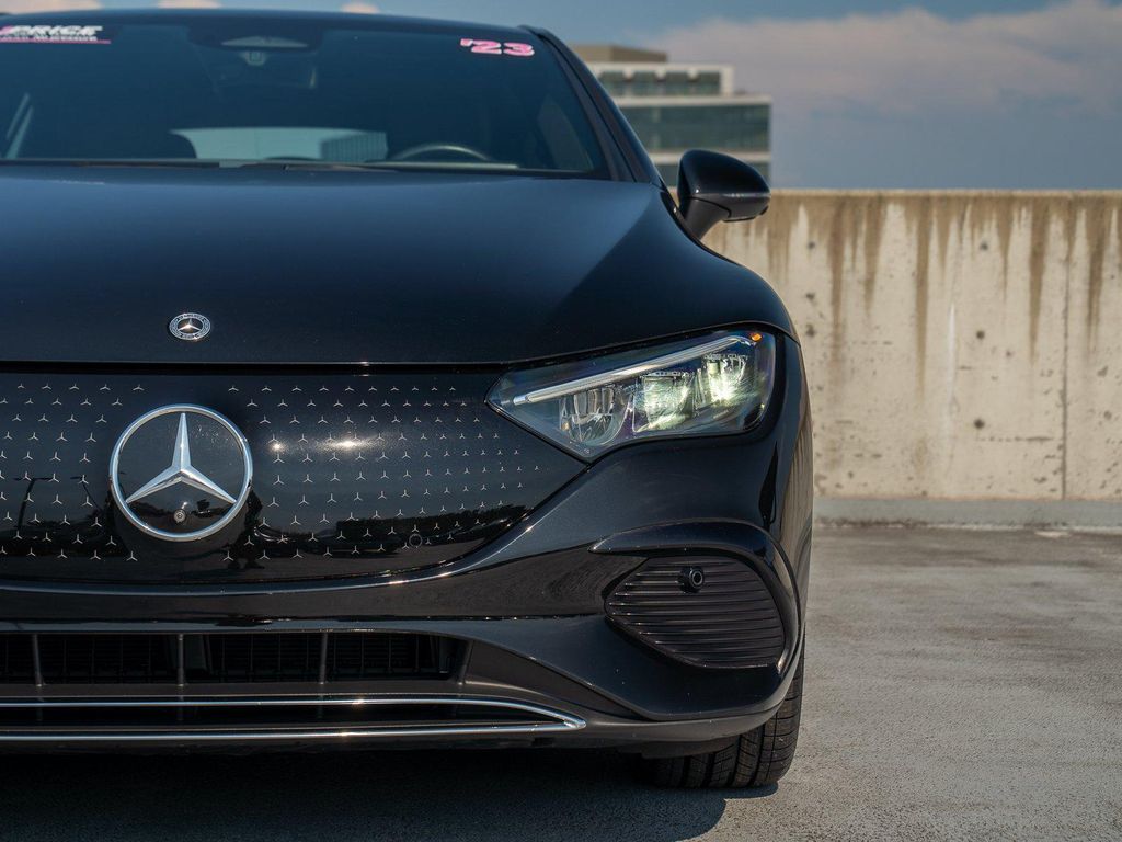 2023 Mercedes-BENZ EQE 照片 7