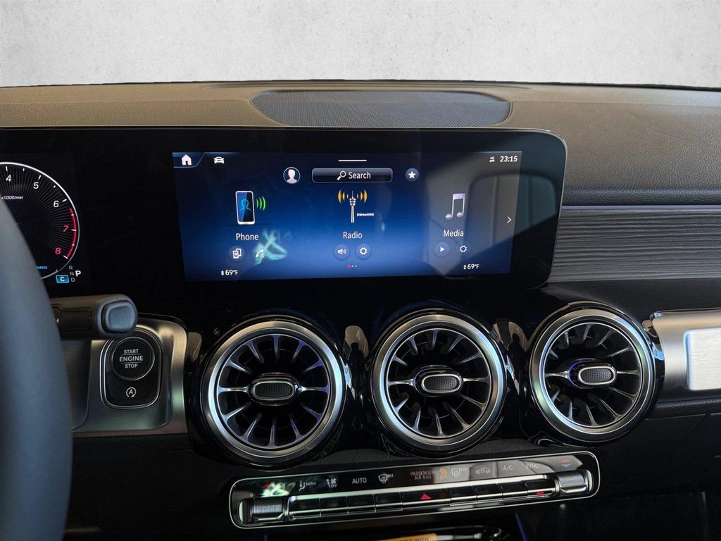 2026 Mercedes-BENZ GLB 缩略图 13