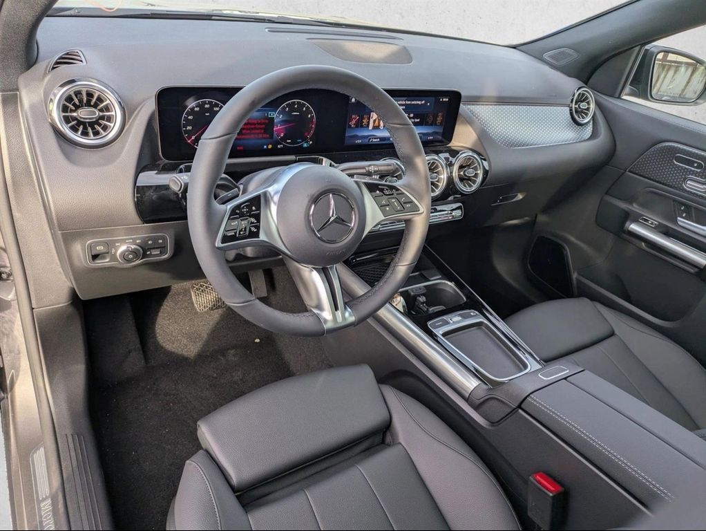 صورة 10 لـ 2026 Mercedes-BENZ GLA